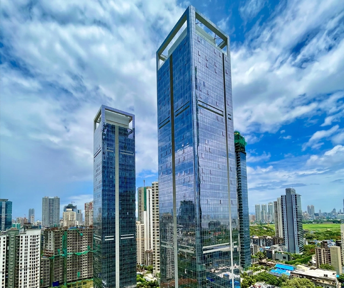 Indiabulls Blu expansive residences